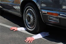 Mơ thấy chân tay bị gãy